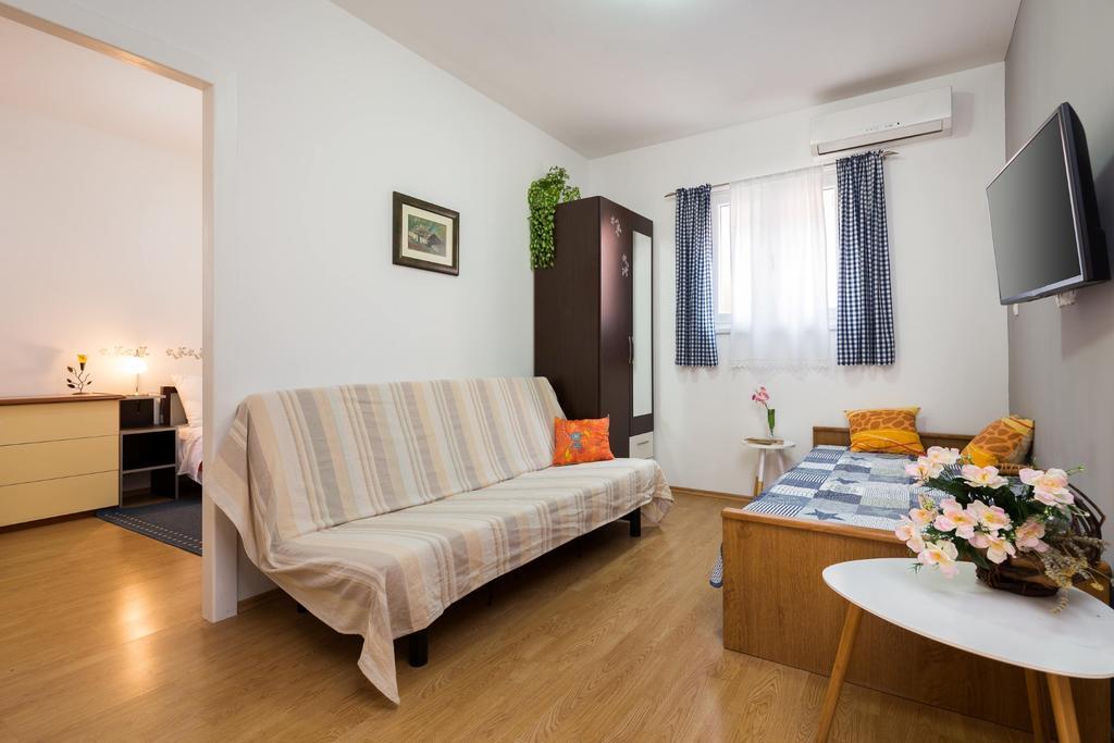 Villa Nada Vinišće Exterior foto
