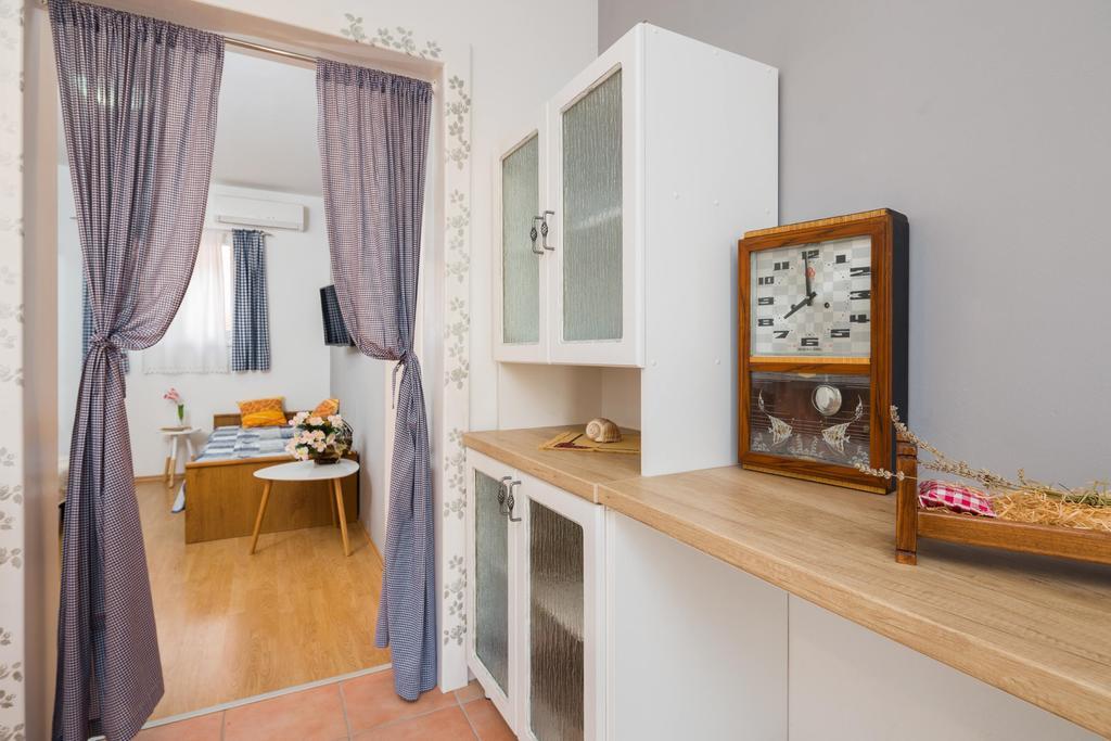 Villa Nada Vinišće Exterior foto