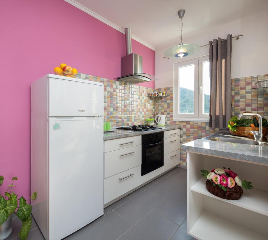 Villa Nada Vinišće Exterior foto